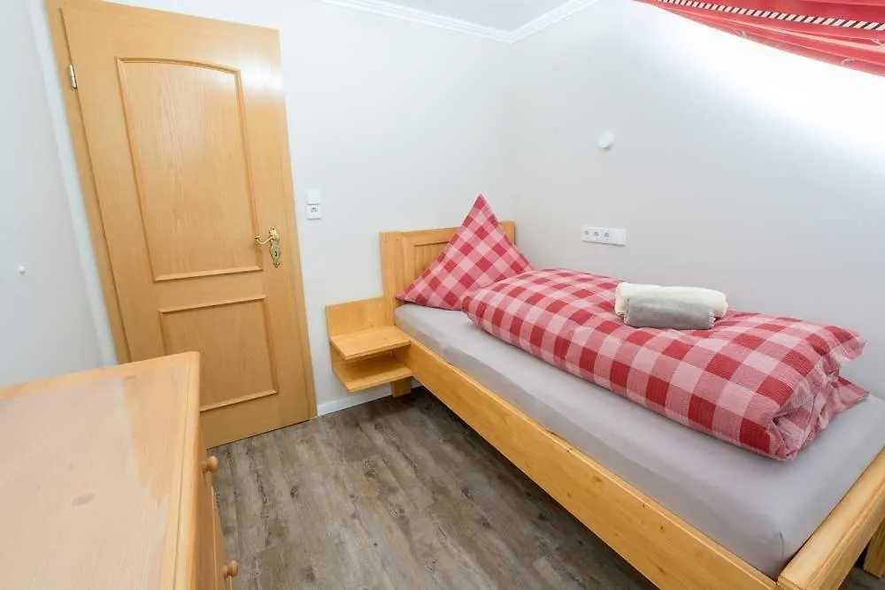 Apartment Ferienwohnung Moosbauer Burgberg